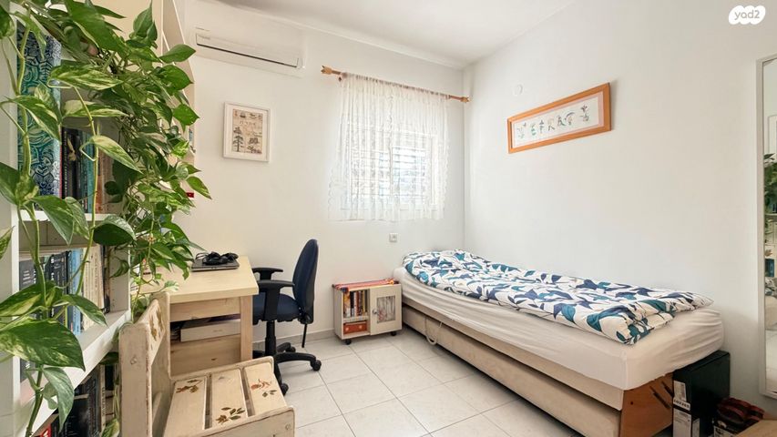 דירה, הכרם 12, ב' / צפון מערב העיר, רחובות