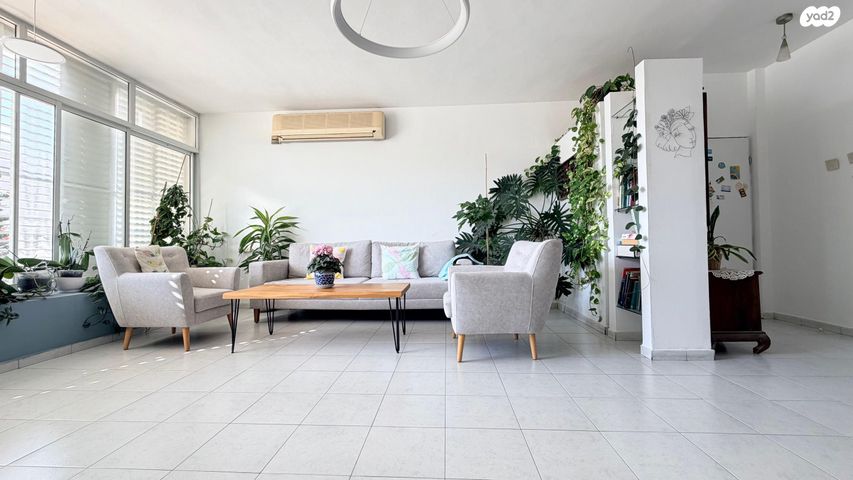 דירה, הכרם 12, ב' / צפון מערב העיר, רחובות