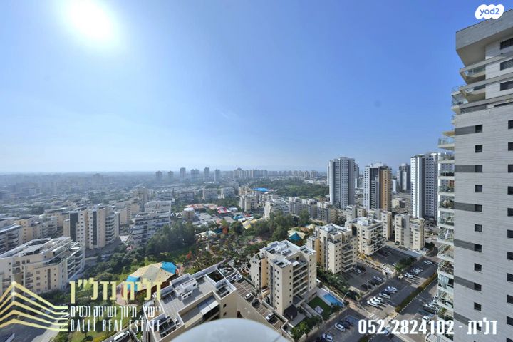 דירה, משכנות האומנים, קרית מוצקין