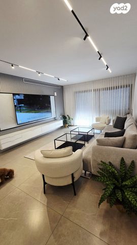 גג/ פנטהאוז, טבריה