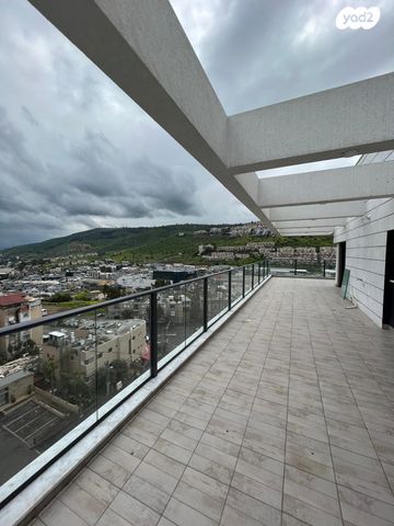 גג/ פנטהאוז, טבור הארץ, קרית שמואל, טבריה