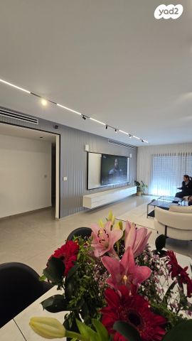 גג/ פנטהאוז, יהודה הנשיא, טבריה