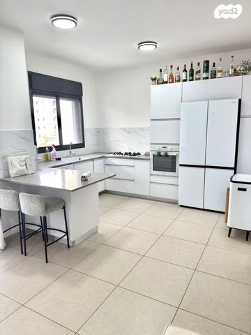 דירה, העצמאות, מרכז העיר, קרית אתא