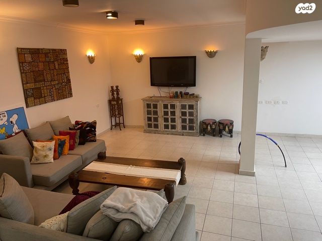 דו משפחתי, רמת חן, רמת גן