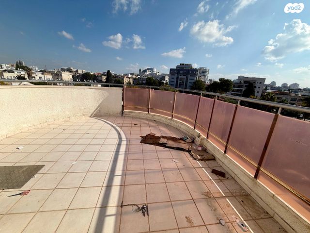 גג/ פנטהאוז, הרצליה