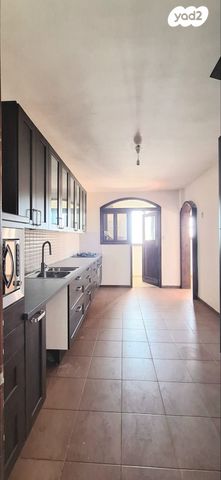 גג/ פנטהאוז, קפלן, פתח תקווה