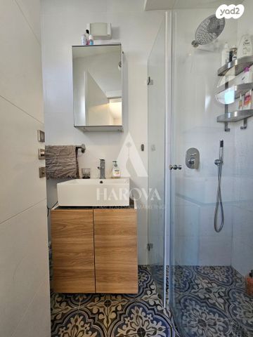 דירה, אברהם אבן שושן, צפון יפו, המושבה האמריקאית-גרמנית, תל אביב יפו