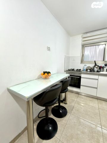 דירה, סוקולוב 27, מרכז העיר, קרית אתא