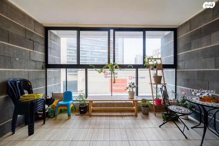 דירה, דרך לוי אשכול, קרית אונו