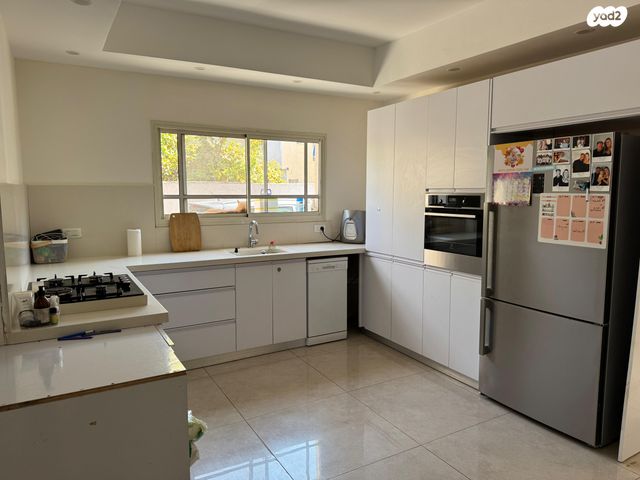 דו משפחתי, קדימה, גבעת אולגה, חדרה