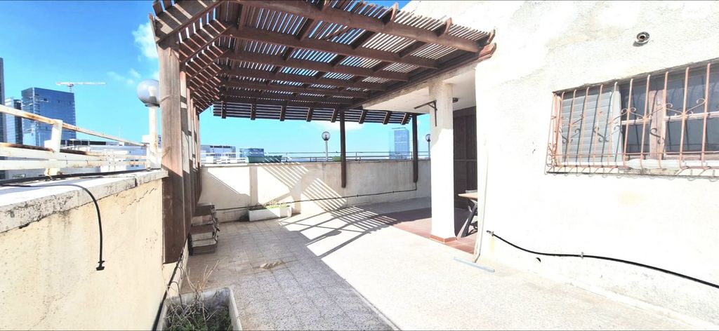 גג/ פנטהאוז, קפלן, פתח תקווה