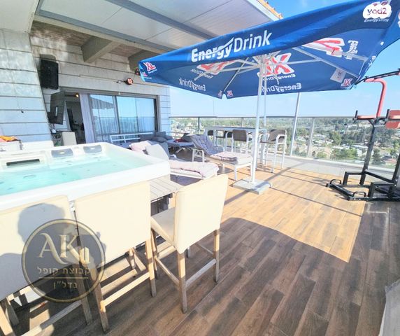 גג/ פנטהאוז, באר יעקב