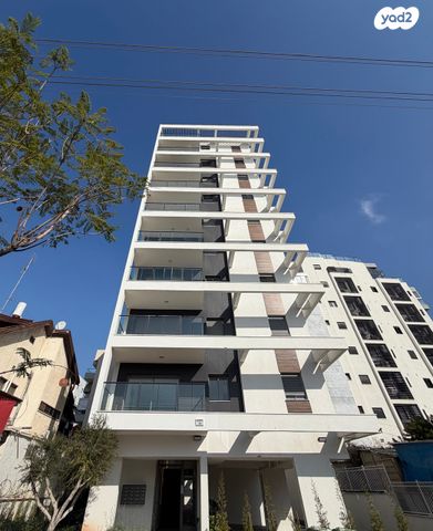 אליהו גולומב 