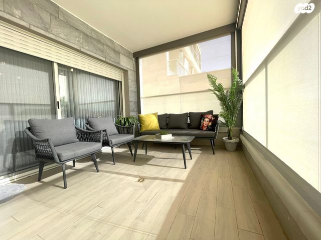 דירת גן, גבעת מכוש, כרמיאל