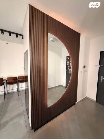 דירה, דרך ארץ, עיר היין, אשקלון