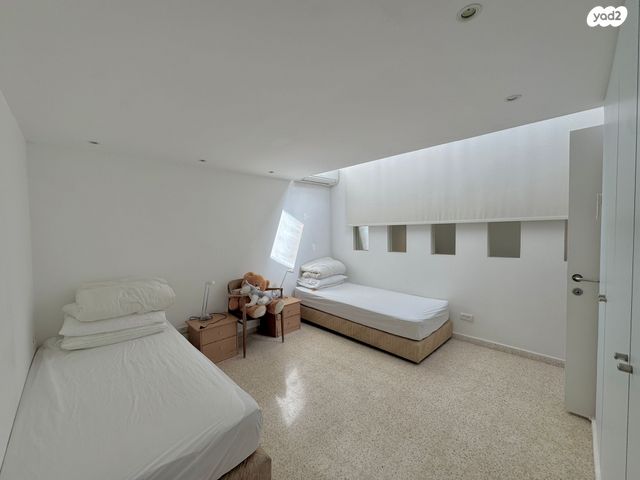 בית פרטי/ קוטג', קדושי השואה, הרצליה