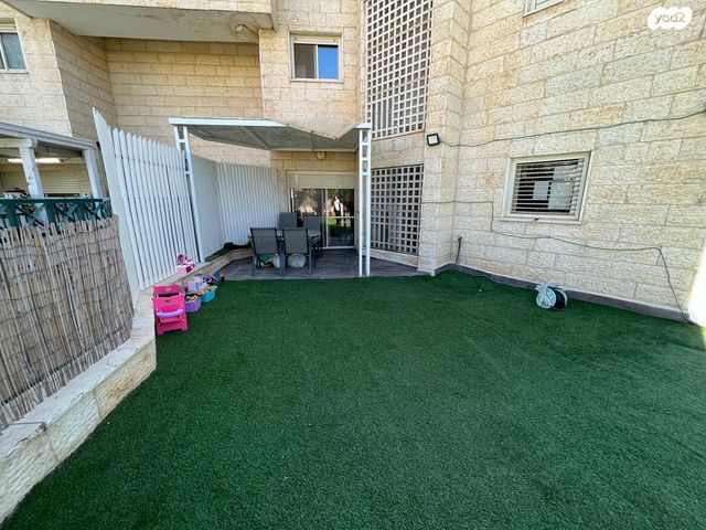 דירת גן, יהלום, מודיעין מכבים רעות