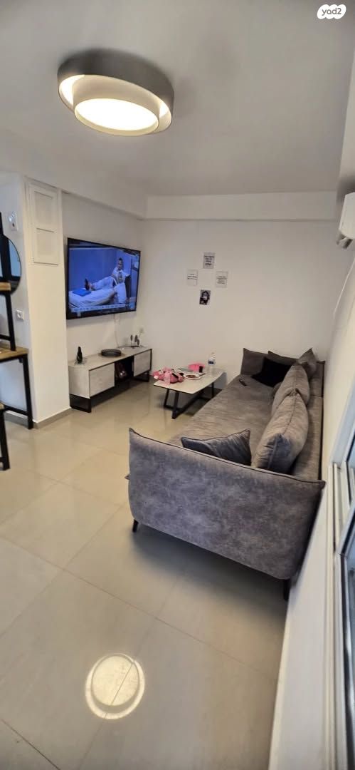 מגרשים, ירמיהו, נאות יהודית ונווה ארזים, חולון