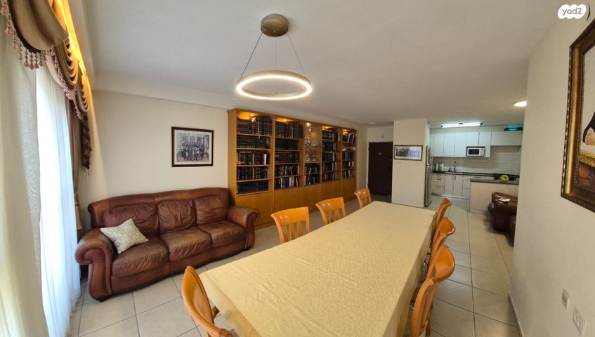 דירה, הרב מכלוף יאנה, נתניה