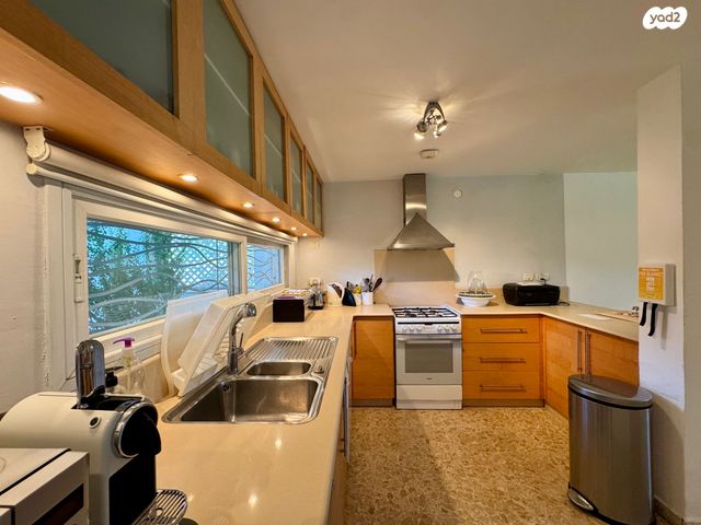 קדושי השואה 