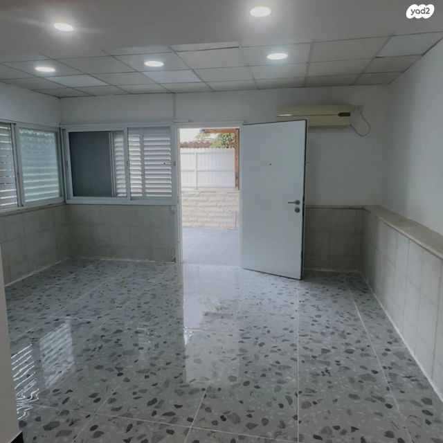 דירת גן, עולי הגרדום, רמת עמידר, רמת גן