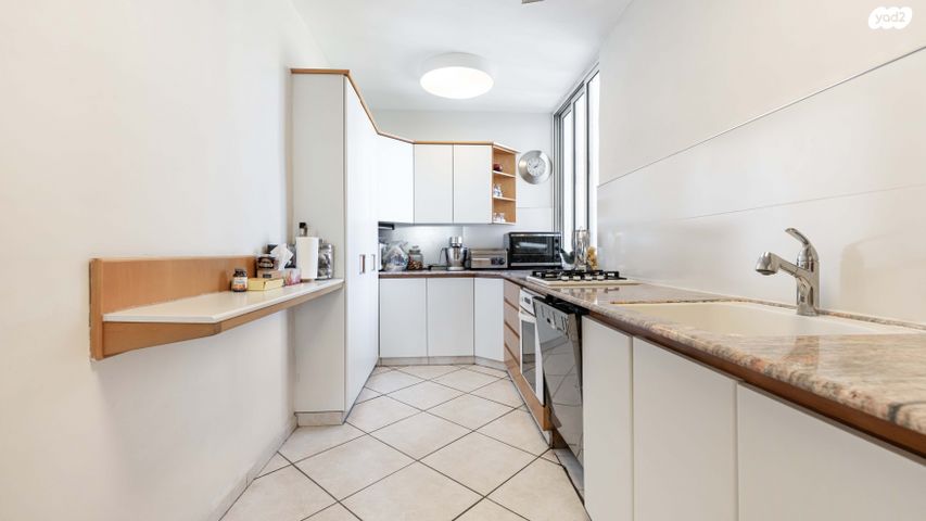 דירה, שקדיה, שכונת גפן, רמת גן