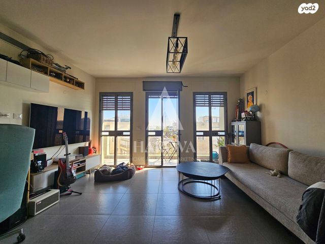 דירה, אברהם אבן שושן, צפון יפו, המושבה האמריקאית-גרמנית, תל אביב יפו