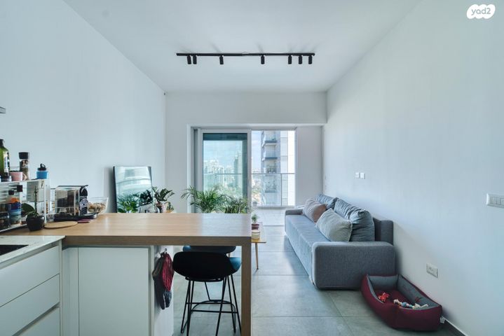 דירה, דרך מנחם בגין 144, מונטיפיורי, הרכבת, תל אביב יפו