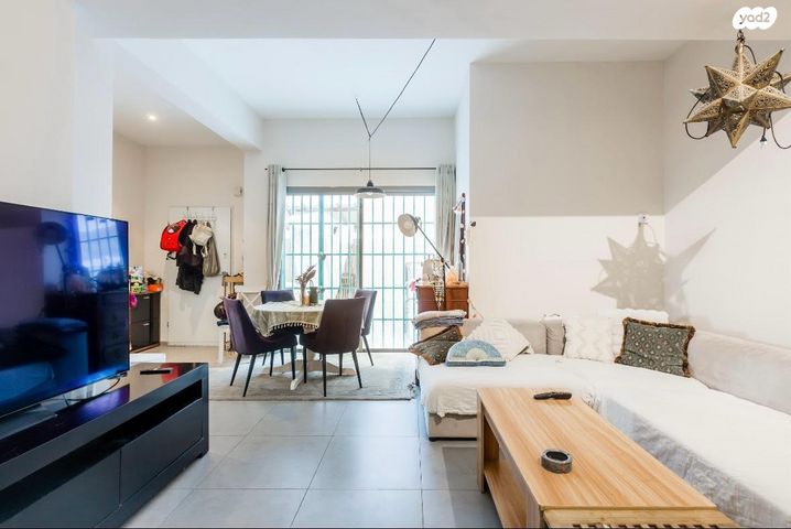 דירת גן, הקונגרס 25, נווה שאנן, תל אביב יפו