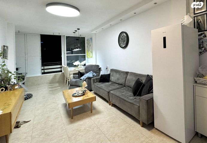 דירה, קלוזנר, לב העיר, בת ים