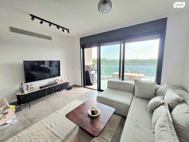 דירה, וייצמן, קרית שז"ר, רעננה