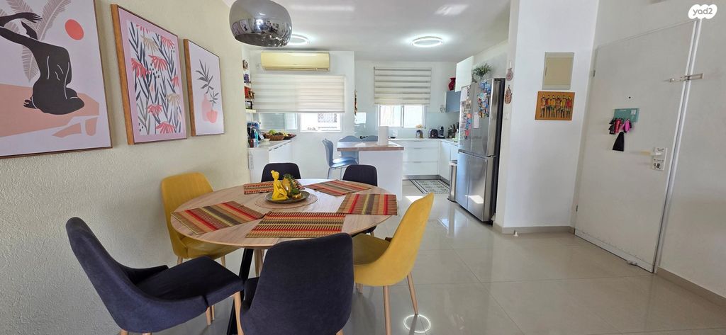 דירה, האשל, דובדבן הכפר, כפר סבא