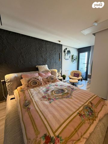 גג/ פנטהאוז, גאולה כהן, נאות פרס, רמלה