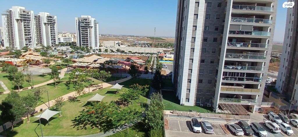 דירה, יוסף אבו, נתיבות מערב, נתיבות