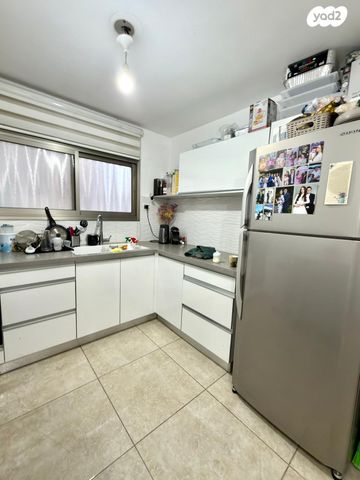 דירה, סוקולוב 27, מרכז העיר, קרית אתא