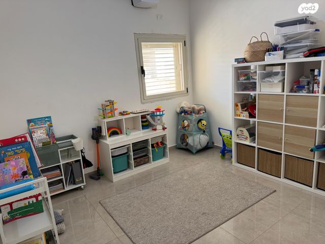 דו משפחתי, קדימה, גבעת אולגה, חדרה