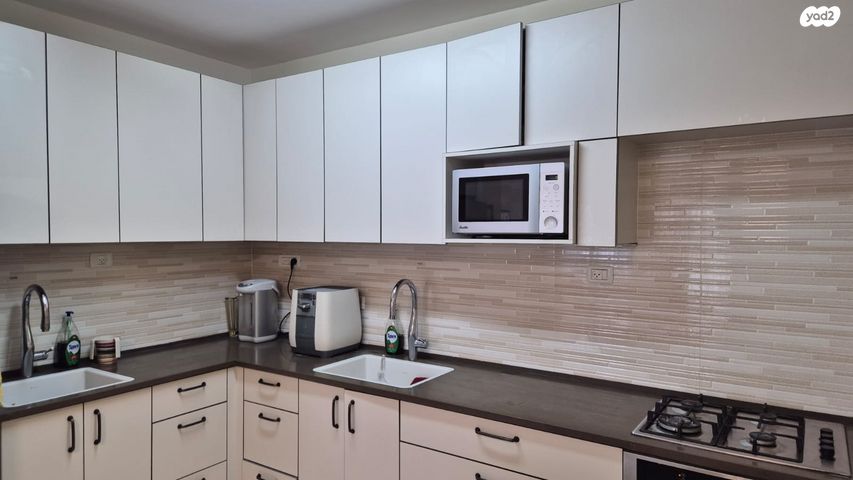 דירה, הרב מכלוף יאנה, נתניה