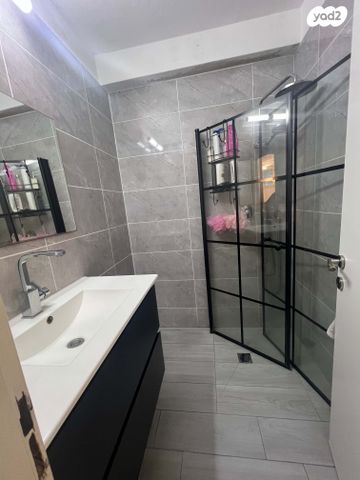 דירה, הרב הרצוג 28, קרית אתא