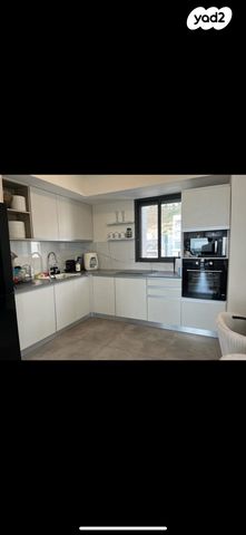 גג/ פנטהאוז, נוי 6, מת"מ, נאות פרס, חיפה