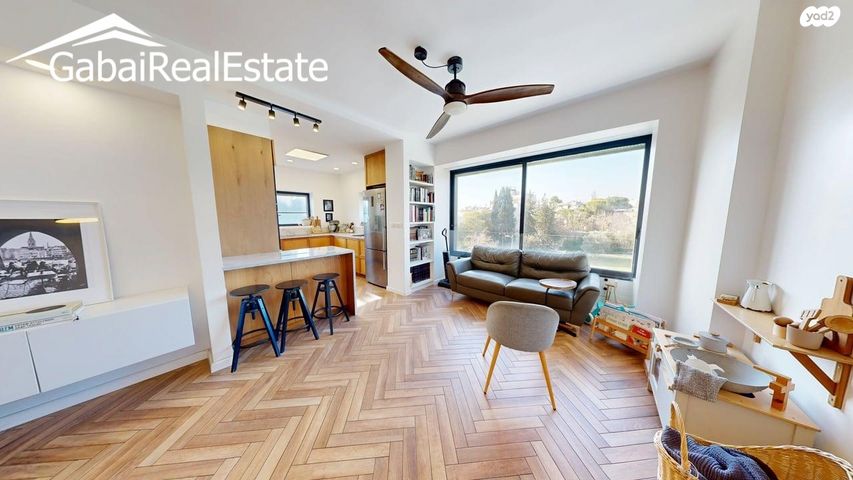 דירה, אלעזר המודעי, המושבה היוונית, ירושלים