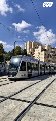 דירה, מזל גדי, פסגת זאב, ירושלים