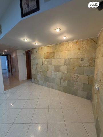 גג/ פנטהאוז, שדרות הערים התאומות, רמות הרכס, באר שבע