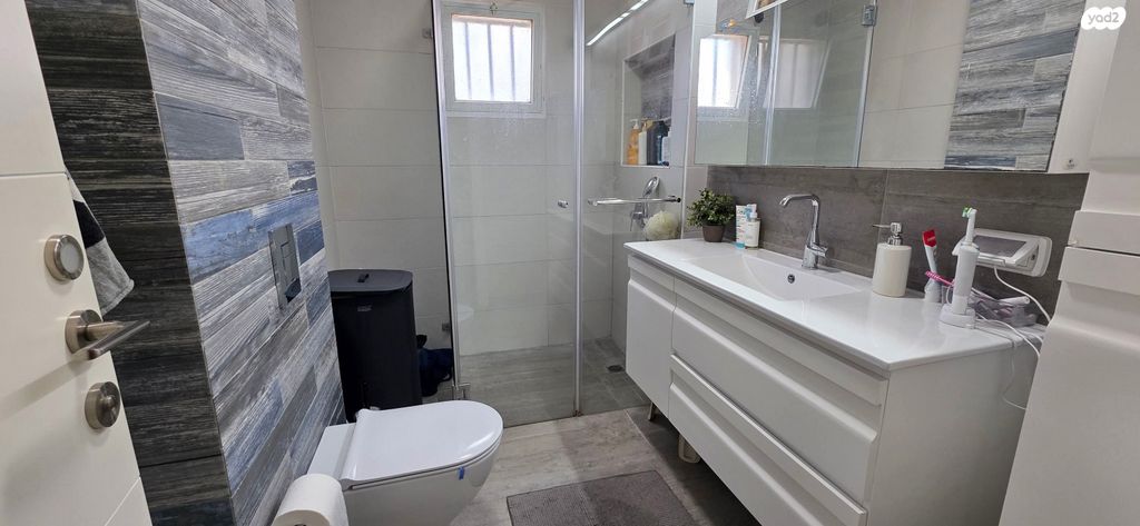 דירה, האשל, דובדבן הכפר, כפר סבא