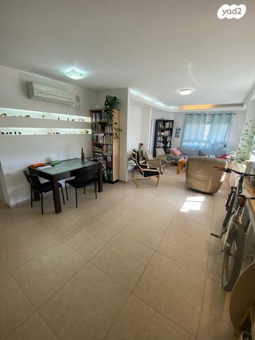 דירה, דוסתאי, קטמון הישנה, ירושלים