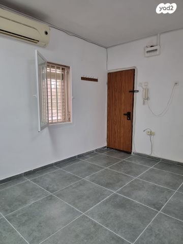 דו משפחתי, באר שבע