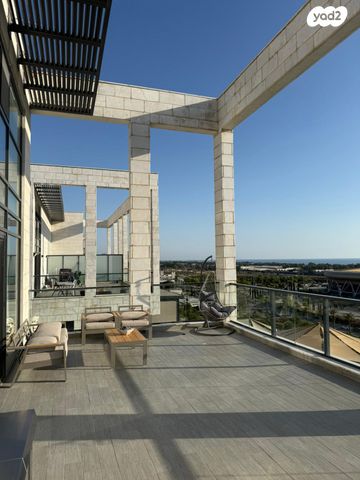 גג/ פנטהאוז, נוי 6, מת"מ, נאות פרס, חיפה