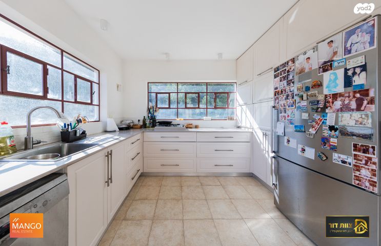 בית פרטי/ קוטג', חרוב, שגיא, אלפי מנשה