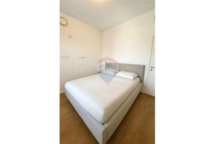 דירה, דרך מנחם בגין 144, מונטיפיורי, הרכבת, תל אביב יפו