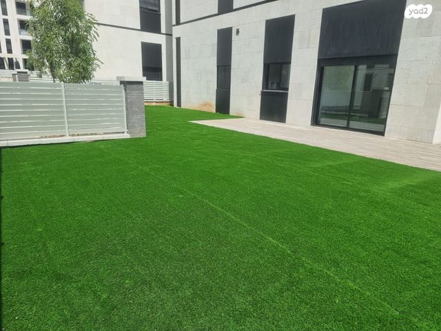 דירת גן, אור ים, אור עקיבא