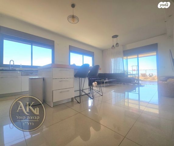 גג/ פנטהאוז, באר יעקב